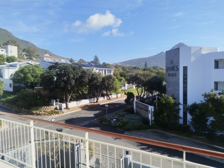 To Let 1 Bedroom Property for Rent in Hout Bay Beachfront Western Cape
